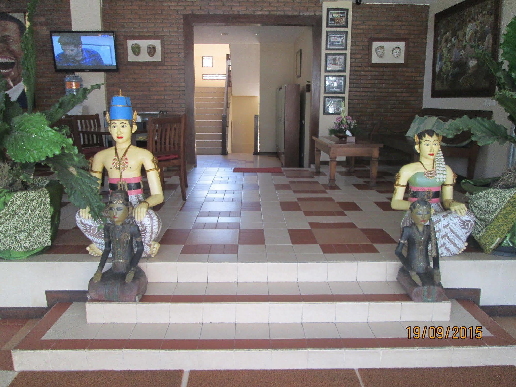 Tetirah Boutique Hotel Salatiga Dış mekan fotoğraf